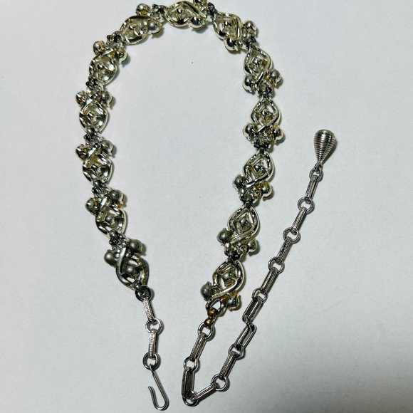 Vtg Coro Eyes Silver-Tone Necklace With Two-Tone Blue & Yellow Rhinestones READ - Picture 7 of 7